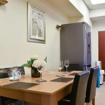 Main Street Apartment Holiday home Grange-over-Sands